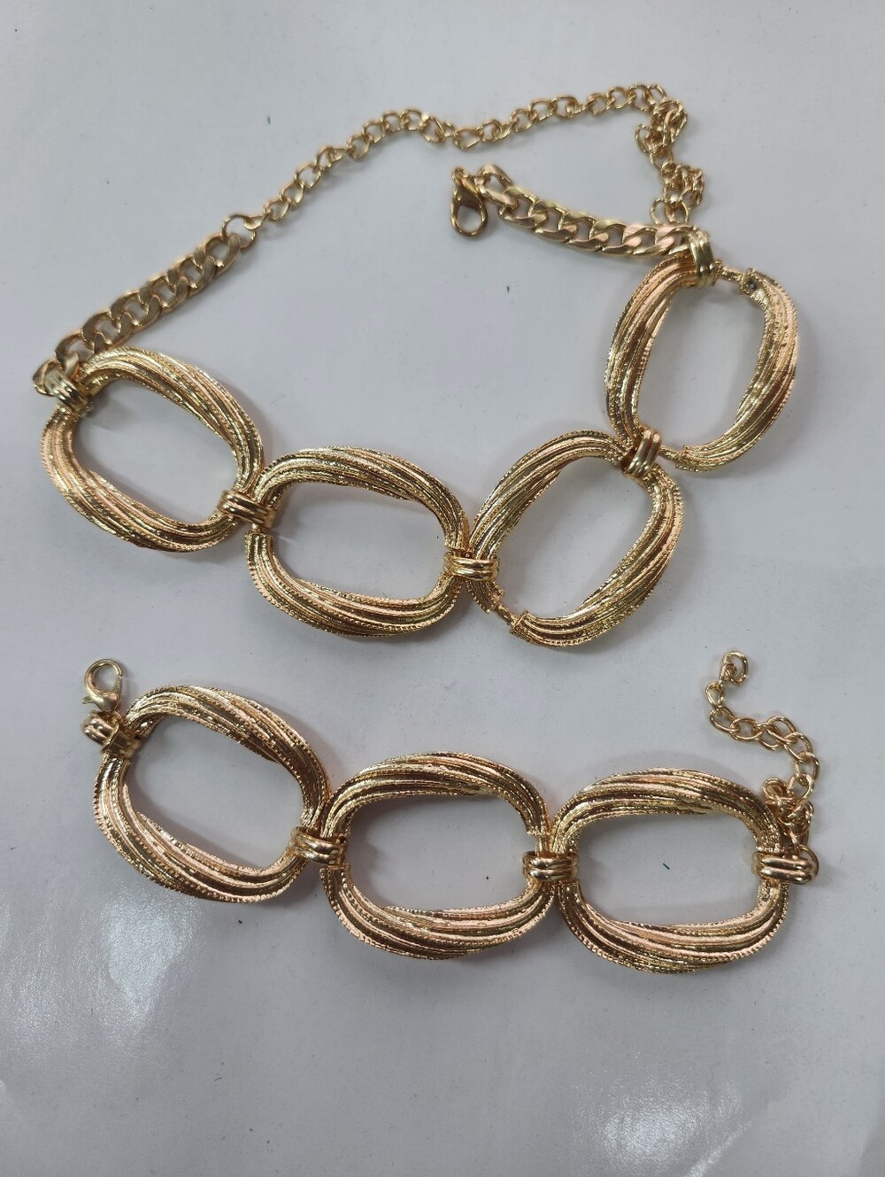 Art Deco gold chain large loops necklace and bracelet set